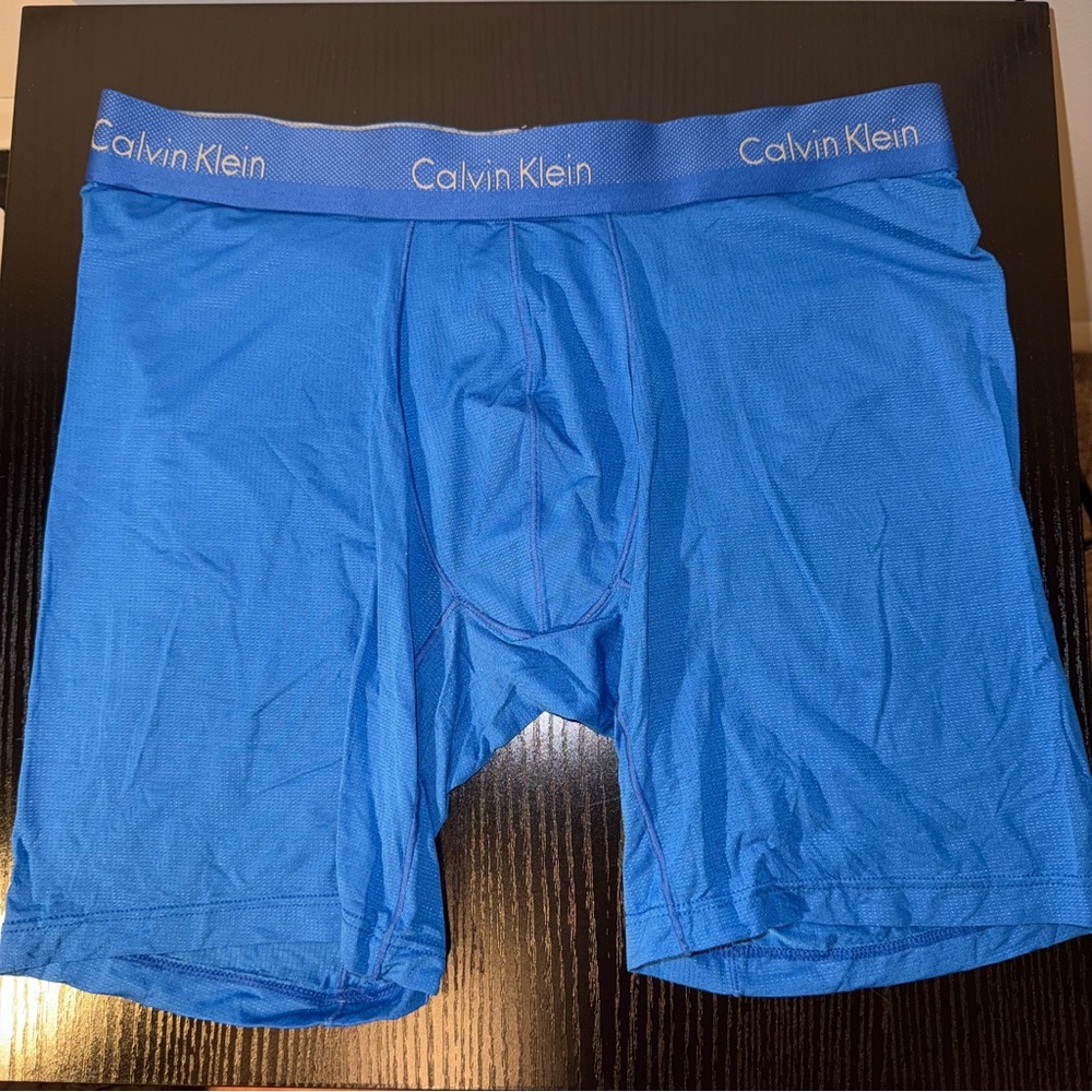 Calvin Klein Size MD Mesh Boxer Brief